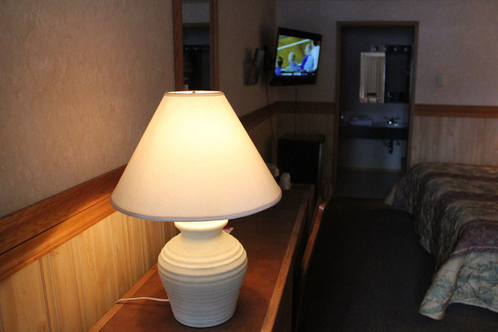 Caboose Motel Libby ภายนอก รูปภาพ